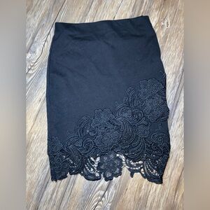 Haute Monde Black Floral Lace Pencil Skirt